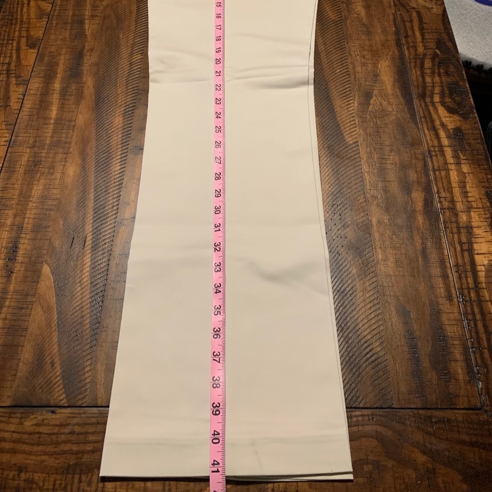 Anne Klein Size 10 Stone